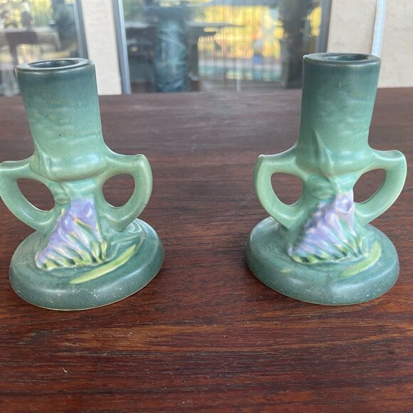 Mid Century Roseville Freesia Green Candlesticks 1161-4.5 - Pair - Picture 1 of 5